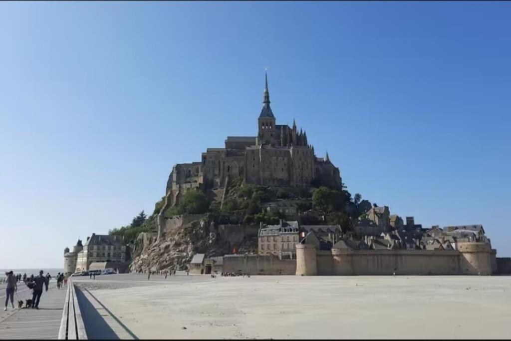 Maison Proche Du Mont Saint Michel 뽕또흑송 외부 사진