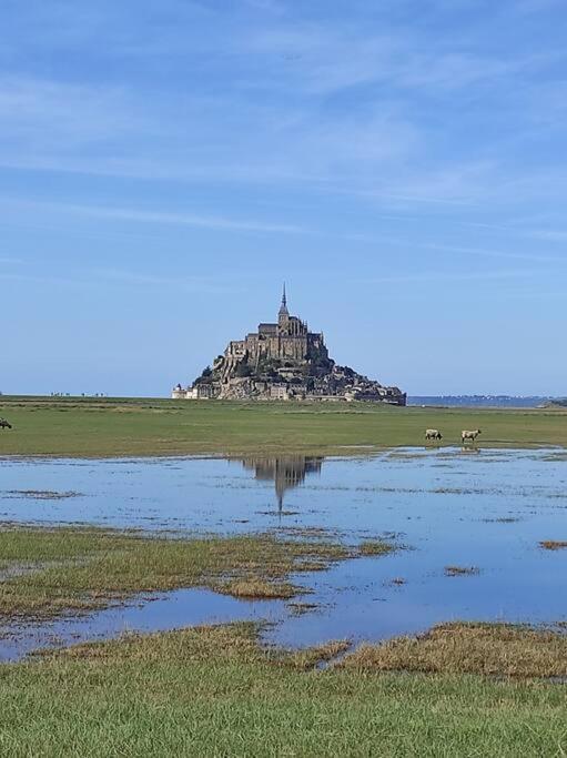 Maison Proche Du Mont Saint Michel 뽕또흑송 외부 사진